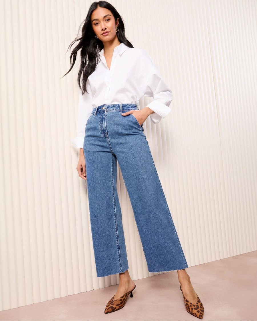 CAPSULE WARDROBE