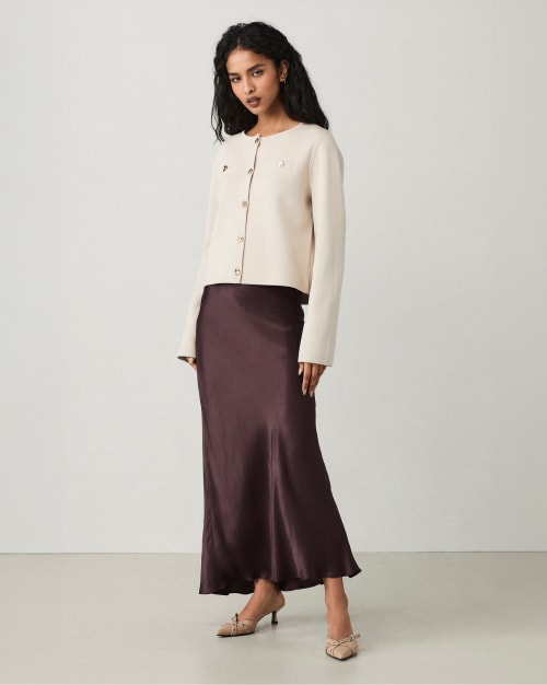 WOMEN'S COLLECTION
